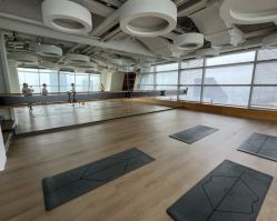 -蜜悦居月子会所(环贸中心店)