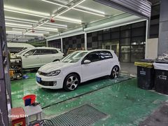 -蜂鸟快修喷漆钣喷汽修旗舰工厂(军工路店)