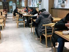 大堂-三好食堂(煎饺·馄饨·肉饼米线·盛世广场店)