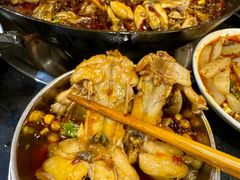 -鸿顺老铁锅美蛙鱼府(解放碑店)