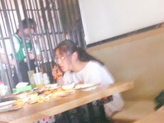 -川渝又一村火锅烤肉自助(步行街店)