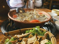 松茸-阿婆情腊排骨火锅(金虹路店)