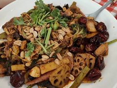 -拿渡·水煮鱼麻辣香锅(王府井奥莱·香江小镇店)