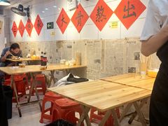 -柳州肥姨妈大骨螺蛳粉(东靖路店)