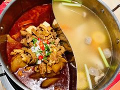 -左庭右院鲜牛肉火锅(汇智广场店)