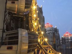 -影汇之星8字形摩天轮