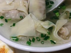 鲜肉大馄饨-朱新年·苏式汤团·面点(北寺塔店)