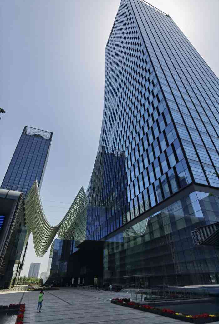 苏州现代传媒广场商业-"以前没来过,今天第一次来.交通很方便,一..."-