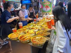 自助取餐区-东门町美食街