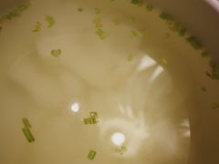 酸辣乌鱼蛋汤-悦融琥珀·京鲁菜·海味珍品(西单店)