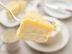 -花花卷卷·鲜食蛋糕(静安久光百货店)