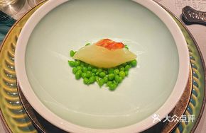 Slow-Cooked Chicken Soup with Yunnan Alpine Radish