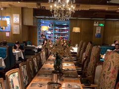 -领鲜活海鲜榴莲自助火锅(东门店)