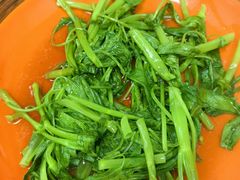 -六姑龟苓膏糖水卤水店