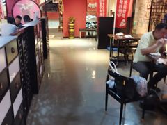 大堂-虾弄弄海派小龙虾·牛羊蝎子火锅