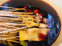 -拈签一笑黄牛肉辣卤串串