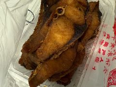 -梅记大块头爆鱼店(乍浦路店)