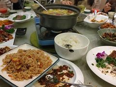 -香巴拉云南餐厅(华莱坞店)