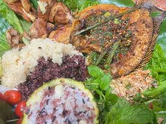 -沐毫傣泐云南菜孔雀宴•手抓饭傣味烧烤(曼听公园店)