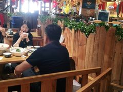 大堂-老滇山寨•云南特色菜•地方菜•民族风情歌舞表演(金碧店)