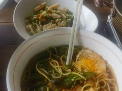 -湘力力小院·鱼汤泡饭(枫林路店)