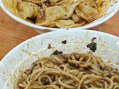 素椒杂酱面-华兴街自力面店