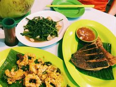 -明记烧鱼美味店