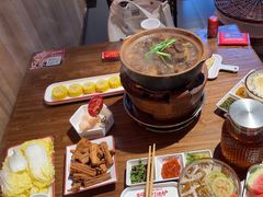 -阿润打边炉·鲜切鸡煲(华漕店)