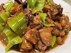 辣椒炒小公鸡-华春餐馆(鱼山路店)