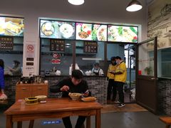 -禾诗夜市大饼油条(松江店)