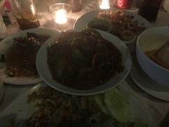 -Dash Teak House