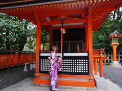 手里拿了粽子包-京都冈本和服体验租赁店(祗园店)