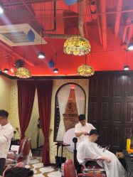 -东方先生国潮男士理发馆