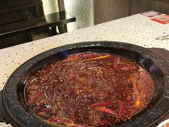 -红九格老火锅(三峡广场店)