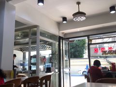 -飞厦老二手槌牛肉丸店