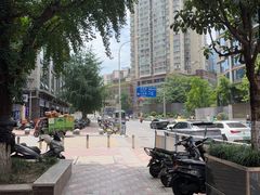 -观音桥步行街