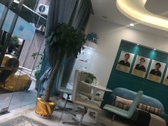 -维乐口腔(格林门诊长宁店)