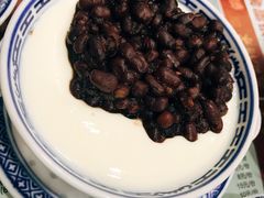 -赵记传承特色牛奶甜品(泉城广场店)