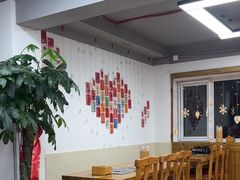 -亲昵春川鸡排(韩国美食街店)