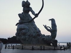 -巴陵广场