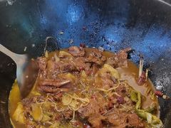 -哈尔滨烧烤·山河村铁锅炖(交大店)