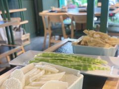 -鹿鸣山草本茶香火锅(园西路店)