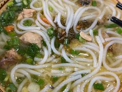 -正宗李家土鸡米线店