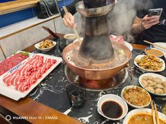 -楼外楼大刀肉传统火锅居(繁荣路店)