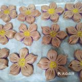 变成更长的一条，再卷起来，盖上保鲜膜