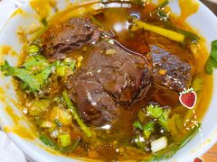 -四小区火锅·巷子里的重庆火锅(花照壁店)