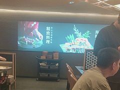 -牛YO寿喜烧·铁板烧和牛火锅自助(市府恒隆店)
