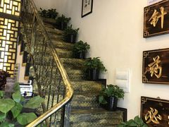 -莱仪堂艾灸经络养生馆(宜川路店)