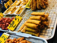 -周日夜市