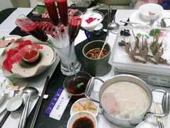 -红鼎豆捞·非遗鲍皇汤火锅(宝丰路店)